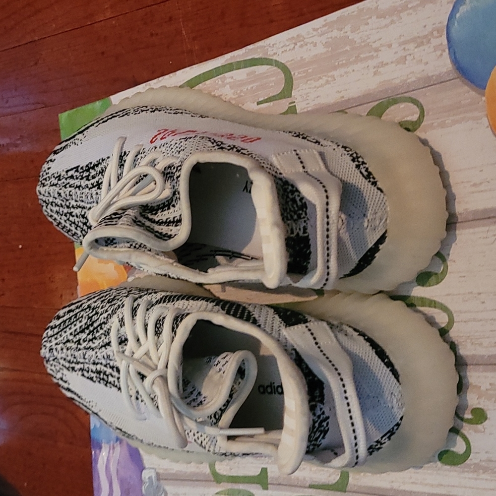adidas Yeezes - Picture 3 of 5